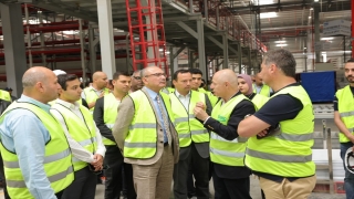 Türkiye’nin Kahire Büyükelçisi Şen, Mısır’daki Türk fabrikasını ziyaret etti