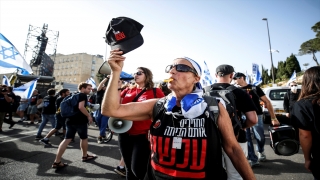Batı Kudüs’te Netanyahu hükümetinin istifası ve erken seçim talebiyle gösteri düzenlendi